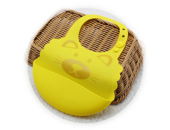 Силиконовый слюнявчик с карманом Kiddy Желтый Котик 02676