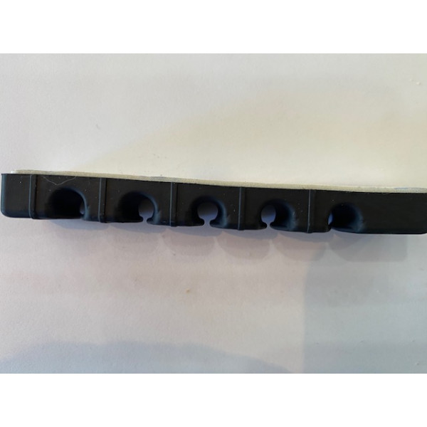 Органайзер для кабеля ExtraDigital Cable Clips Черный на 5
