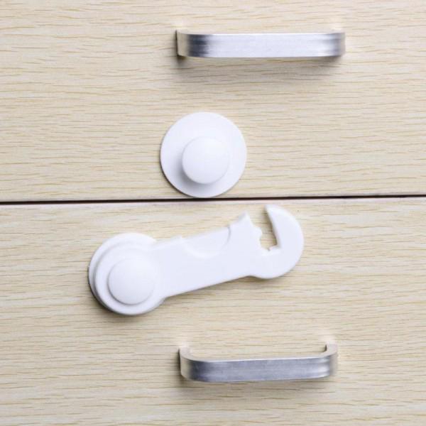 Крючок для створчатой двери и выдвижных ящиков Baby Safety Z-1